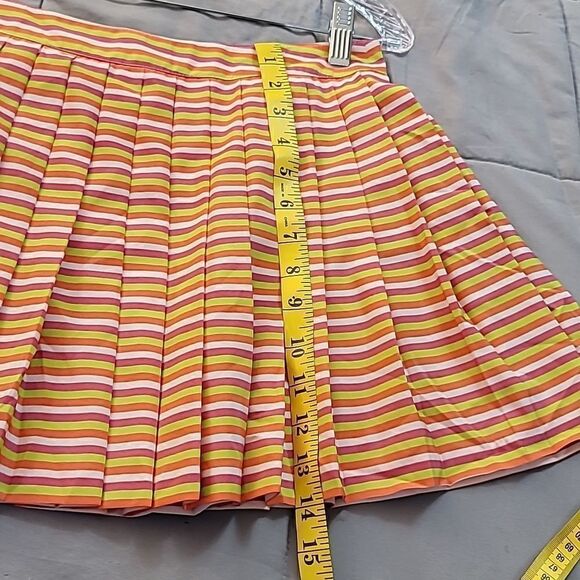 Vintage LACOSTE PINK GREEN STRIPE SHORT PLEAT SKIRT - Picture 3 of 5